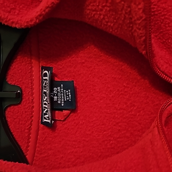 Land’s End Fleece Zip Up Jacket. - Picture 2 of 3